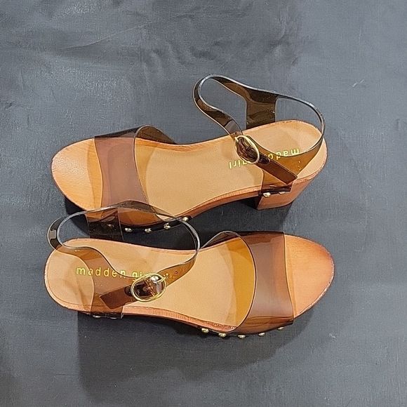 BRAND NEW MADDEN GIRL WOMEN’S LIFFT HEELED SANDAL - Picture 14 of 16